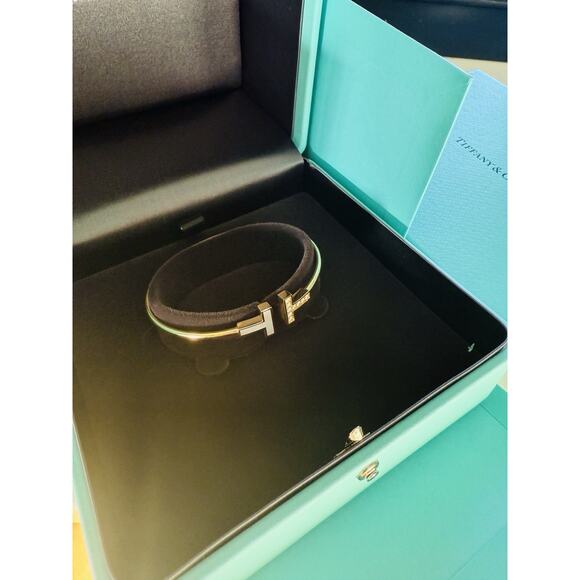 Auth Tiffany & Co. 18k Gold Diamond & Mother Pearl T Square Wire Cuff Bracelet - Picture 2 of 8